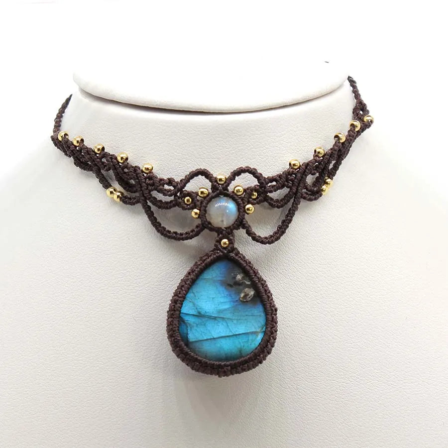 Handmade Rope Braided Macrame Crystal Stone Pendant Necklace For Women Natural Labradorite Weave Adjustable Necklace Jewellery