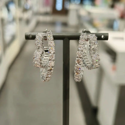 Love pearl necklace, women's light luxury versatile earrings, high-end feeling bracelet jewelry set