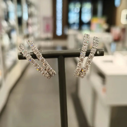 Love pearl necklace, women's light luxury versatile earrings, high-end feeling bracelet jewelry set