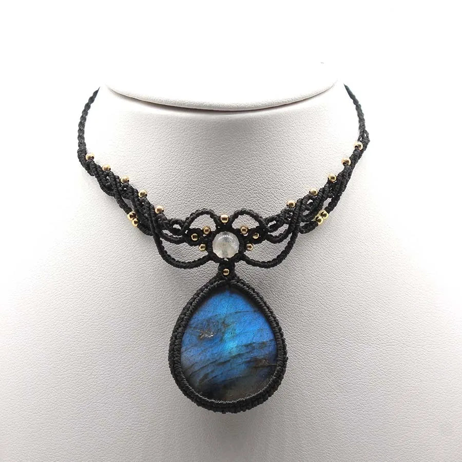 Handmade Rope Braided Macrame Crystal Stone Pendant Necklace For Women Natural Labradorite Weave Adjustable Necklace Jewellery
