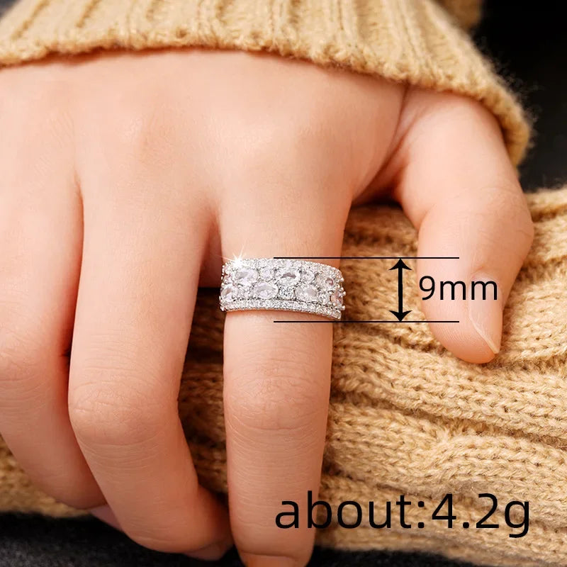 2025 European and American Sparkling Set Zircon Ring Women's Light Luxury Geometric Design Fashion Engagement Jewelry