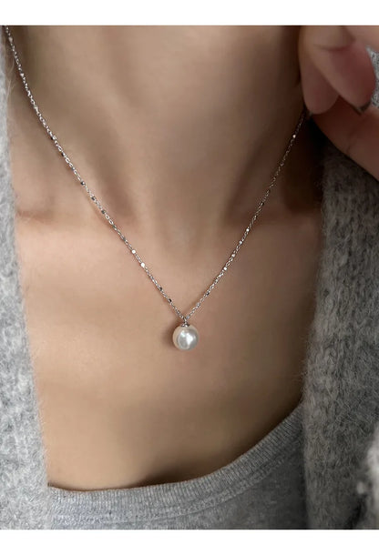 Pearl Necklace for Women 2025 New Style Simple Temperament Collarbone Chain Niche High-end Feeling